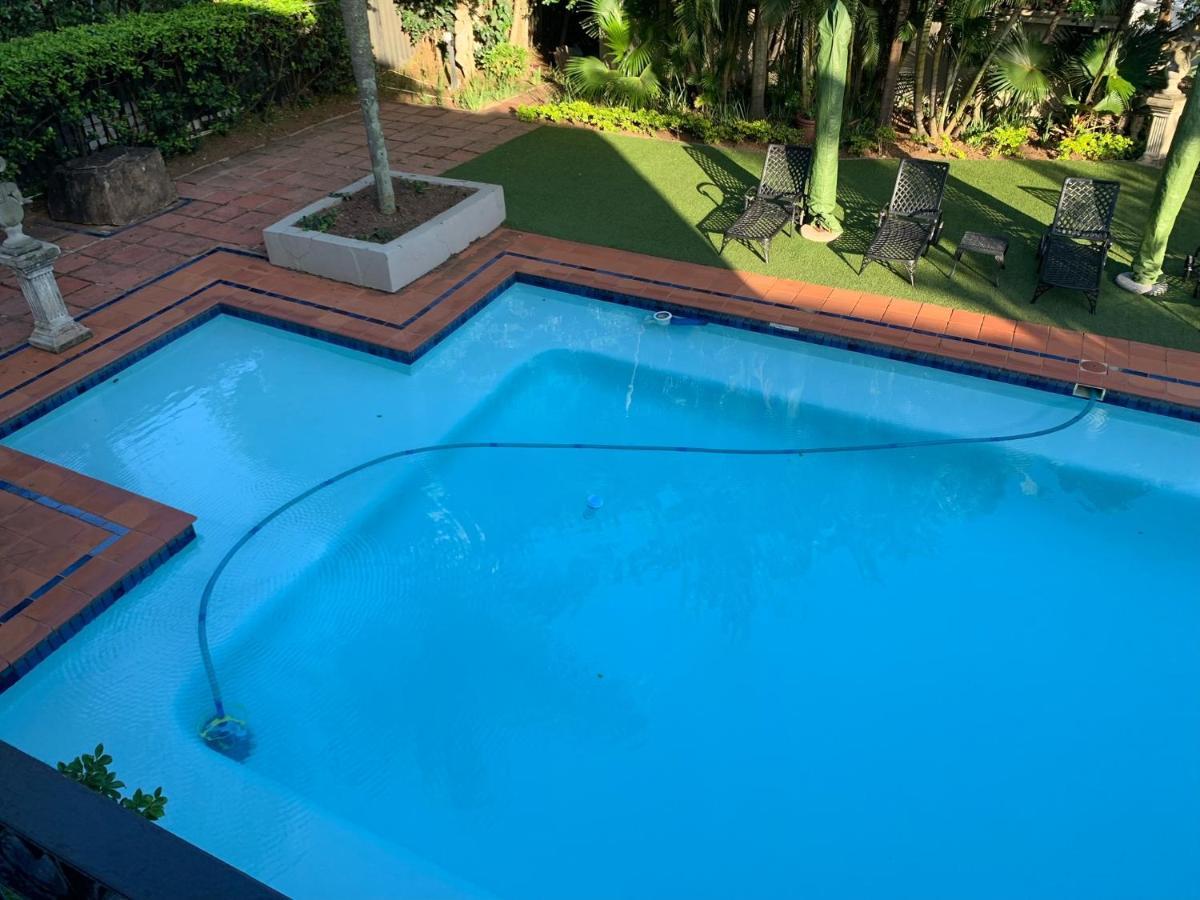 Valdior Guest House Umhlanga Rocks Extérieur photo